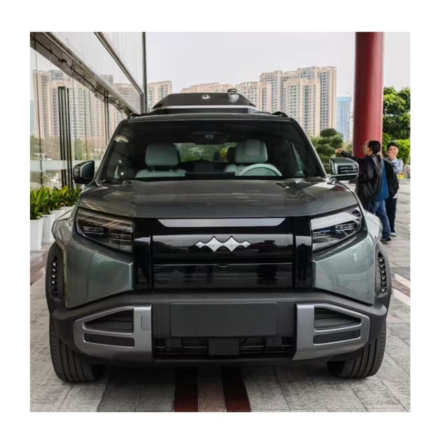 UAE DUBAI Byd Fang Cheng Bao Leopard SUPER 3 2025 High-end Version 5-seater Electric Suv Formula Leopard Titanium TITAN 3