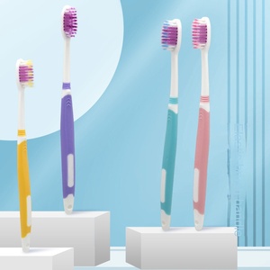 Petite <span class=keywords><strong>brosse</strong></span> à dents à cheveux doux avec manche en plastique pour le nettoyage des dents fines pour adultes et couples à usage domestique - Product Image 2