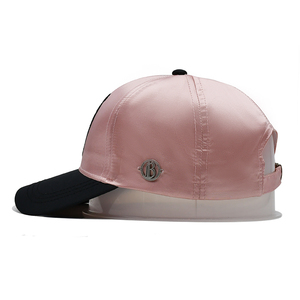 Hai tông màu đen Mũ bóng chày satin màu hồng với miếng vá thêu - Product Image 4