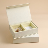 Boîte d'emballage pour bijoux en microfibre avec logo personnalisé, sac en papier, boîte à bijoux magnétique pour collier, bague, coffret cadeau, boîte d'expédition pour bijoux