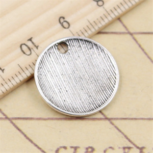Breloques plaques chance 20x20mm Antique couleur argent pendentifs faisant bricolage à la main tibétain trouver des bijoux - Product Image 3