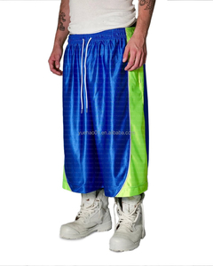 Pantaloncini Sportivi Estivi da Uomo Stile Streetwear in Poliestere e Cotone Tinta Unita Oversize Larghi da Palestra Calcio e Basket - Product Image 4