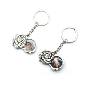Porte-clés Rose 3D en Argent Vieilli, Alliage de Zinc, Impression Numérique, Ornement Cadeau Portable - Product Image 1