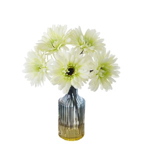 CallaFloral - Juego de 10 Flores Artificiales de Gerbera Blancas y Verdes Realistas para Decoración de Bodas - Product Image 5