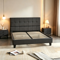 Lit plateforme rembourré en tissu avec cadre en bois au design moderne et minimaliste personnalisable, pour usage hôtelier