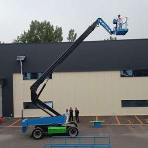 8-<span class=keywords><strong>22M</strong></span> 230KG Elektrischer selbst fahrender Teleskop ausleger <span class=keywords><strong>Diesel</strong></span>-Manlift-Hubarbe its bühne mit Kettens ch linge 220V - Product Image 3
