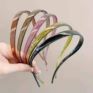 1.3cm Black Jelly Colorful J Ends Plastic Headbands Non-slip Teethed Bended Tips Hair Hoops for Women Washface Makeup