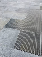 Grille de sol en acier galvanisé, plateforme de passerelle extérieure, terrasse, antidérapante, bâtiment métallique