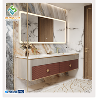 Meuble de salle de bain mural moderne en bois massif étanche OEM 2026 avec égouttoir en cuivre et fonction d'éclairage intelligente