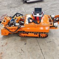 Robot de nettoyage et de dragage sous-marin télécommandé avec brosse pour le travail sur le fond de piscine