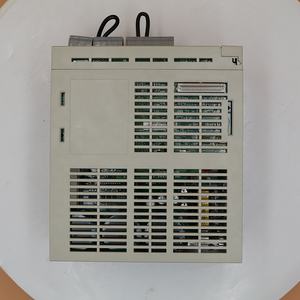 स्टॉक एक साल की वारंटी में नया SGDH-10AEServo ड्राइव Cnc औद्योगिक नियंत्रक मूल - Product Image 5