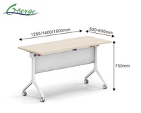 Bureau d'école pliable moderne avec design modulaire, structure en métal et support transversal stable pour configuration de salle de classe et de conférence