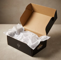Boîte d'expédition noire élégante en carton ondulé mat de luxe avec logo personnalisé en feuille d'or pour petites entreprises et emballages artistiques, vente en gros