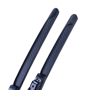 Yeni çok fonksiyonlu silecek, sağlam bir standa sahiptir ve 5 kat daha fazla temizlik gücü sunar. Ayrıca şunları da içerir: - Product Image 3