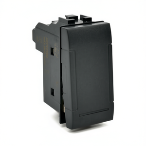 Interruptor Desviador Monopolar de 16A 250V Negro Compatible con Living International - Product Image 2