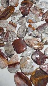 พลอยอะเกตธรรมชาติแบบ Crazy Lace หลากสี รูปทรง Cabochon สำหรับทำเครื่องประดับ คุณภาพดีเยี่ยม แบบ Opalescent Third ขายส่ง - Product Image 4