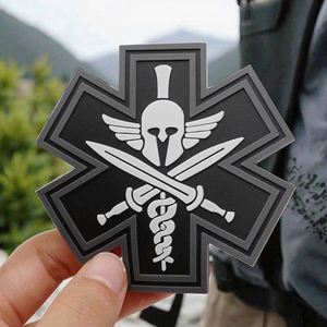 Écussons en PVC souple 3D personnalisés, pressés à chaud, en silicone gaufré, avec logo en caoutchouc PVC et décoration en dentelle pour vêtements et chapeaux - Product Image 1