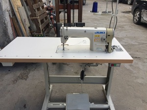Máquina de Coser Industrial Usada JUKIS DDL-8700 de Una Sola Aguja con 220 5500 Puntadas/min, 8mm de Grosor para Confección de Ropa en Venta - Product Image 4