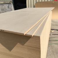 E1 15mm 16mm 18mm MDF blanc face à la mélamine pour les armoires