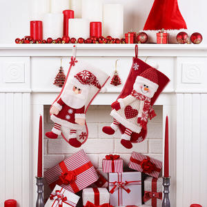 Vente en gros Sac de bonbons de luxe Père Noël Bonhomme de neige Bas Cadeaux de Noël Chaussettes Décoration de fête de Noël - Product Image 3
