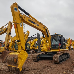 Mejor Precio, Excavadora de Cadenas Komatsu PC240LC Usada, 24 Toneladas, Pocas Horas de Uso, Equipo de Construcción de Alta Resistencia, Como Nueva, Lista para Trabajar - Product Image 2
