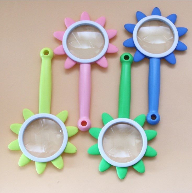 AMJKEJI Lot de 6 loupes loupes pour enfants avec loupe 3/6x, pince, attrape-insectes, ciseaux, cadeau pour enfants, jour de naissance, éducation scolaire