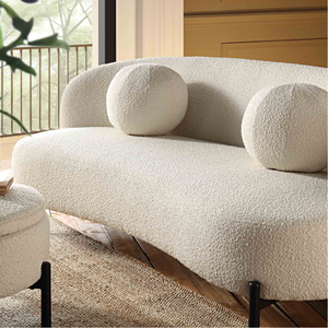 Canapé en peluche minimaliste scandinave - Canapé en tissu doux de style design pour salon compact (une place/deux places/trois places) - Product Image 3