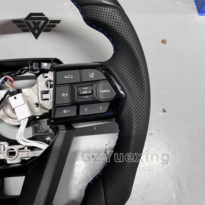 Volante Deportivo de Cuero Completo de Calidad Superior, Apto para <span class=keywords><strong>Toyota</strong></span> LC300 Hilux Corolla Cmary 8th, Estilo Personalizado Premium - Product Image 3
