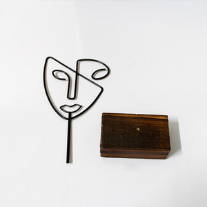 Art abstrait exotique, visage en fer forgé sur base en bois rectangulaire, décoration moderne pour la maison, artisanat de table, décorations fantaisie pour la maison - Product Image 4