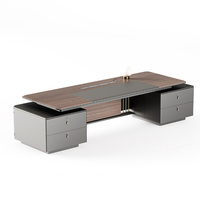 Bureau de direction simple et moderne avec design luxueux, fonction extensible, en chêne, pour usage domestique ou professionnel.