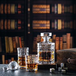 Cadeaux de whisky Ensemble de carafe <span class=keywords><strong>à</strong></span> whisky avec <span class=keywords><strong>verres</strong></span> en cristal de 10 oz dans une boîte de luxe pour bourbon <span class=keywords><strong>rhum</strong></span> écossais tequila vodka pour homme - Product Image 6