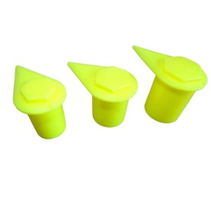 Douille de douille à écrou de roue HBL17 17 mm en plastique technique jaune vif pour le démontage des pneus de camions, bus et voitures - Product Image 4
