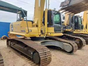Excavatrice sur chenilles Komatsu PC240 d'occasion certifiée, 24 tonnes, avec godet d'origine, certifiée CE, moteur et pompe hydraulique inclus, à vendre - Product Image 3