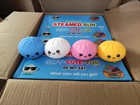 Lot de 72 jouets anti-stress TPR en forme de petit pain vapeur mignon, à remontée lente, qui brillent dans le noir, pour soulager le stress, en provenance de notre entrepôt américain