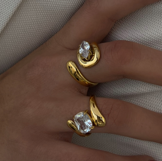 Exquisite Stainless Steel Zircon Irregular Ring Design for Women's Jewelry