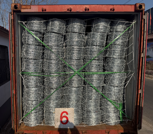 <span class=keywords><strong>ลวดหนาม</strong></span>ชุบสังกะสีแบบม้วน <span class=keywords><strong>ราคา</strong></span><span class=keywords><strong>ส่ง</strong></span>ถูก <span class=keywords><strong>ลวดหนาม</strong></span>แบบม้วนชุบสังกะสีแบบจุ่มร้อน น้ำหนัก 10 กก. <span class=keywords><strong>ราคา</strong></span>ถูก - Product Image 3