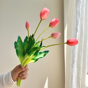 Ramo de Tulipanes Artificiales Qingyu Chronicle, Goma Suave, 5 Cabezas, Rosa Claro, Rosa Oscuro, Blanco, Amarillo, Naranja, Rojo Vino, Decoración para el Hogar - Product Image 1