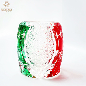 Verres à <span class=keywords><strong>whisky</strong></span> de luxe de couleur unie sans danger pour les aliments cadeau tasse en verre gaufré style <span class=keywords><strong>japonais</strong></span> coupe dichromatique tasses en verre étoile - Product Image 2
