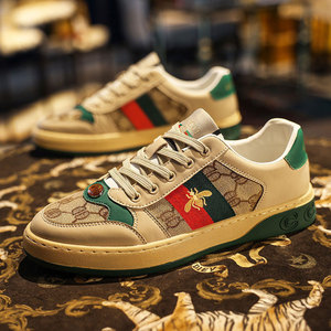 Nuove scarpe da uomo di primavera <span class=keywords><strong>2025</strong></span> scarpe di tela di tendenza originali di fascia alta personalizzate scarpe sporche per il tempo libero Joker di moda retrò.