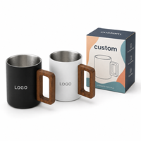 Mug à café et bière isotherme à double paroi en acier inoxydable 304 de 8 oz avec logo personnalisé et poignée en bois pour le camping et les voyages
