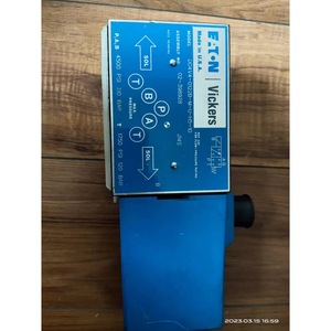 Vanne solénoïde Vickers DG4V-3S-OBL-M-FW-B5-60 hydraulique électromagnétique 100 bar pour la métallurgie - Product Image 4