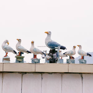 Hars Sculptuur Pelikaan Blauwe Vogel Op Een Steen Met Glazen Vleugels Beeld Beeldjes Voor Geschenken Huis Tuin Bureau Decor - Product Image 4
