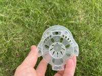 Pots de fleurs en plastique transparent respirant en PP de 5 pouces avec une capacité de 0,5 L pour une utilisation suspendue et au sol
