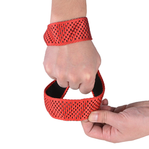 Cintura da sollevamento pesi ProCircle Gym Straps nera con protezione per il palmo per uomo e donna, sicurezza migliorata per allenamenti di forza. - Product Image 6