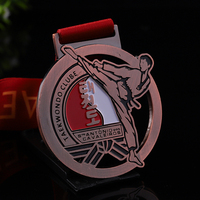 Haute qualité personnalisé trophée de karaté en métal bronze médaille