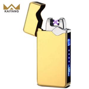 Acessórios para Fumar Fabricados na China, Isqueiro Elétrico Preto com Carregador USB e Caixas de Presente - Product Image 2