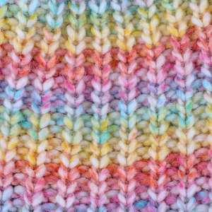 Chapeau tricoté mode loisirs d'hiver boule en peluche rayure arc-en-ciel chapeau tricoté chaud hiver protection des oreilles en peluche chapeau tricoté - Product Image 4