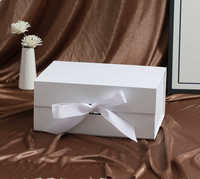Boîte cadeau magnétique pliable de haute qualité, best-seller, avec couvercle à rabat, logo personnalisable, idéale pour le rangement de vêtements