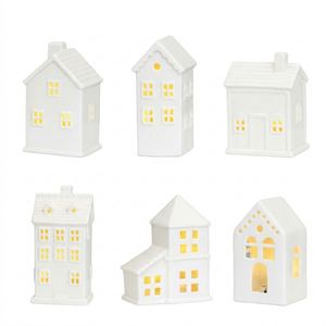 Décoration de Noël en gros, maison de Noël en céramique blanche éclairée avec LED pour la décoration de bureau et de maison - Product Image 2