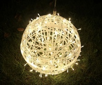 IP44 Solar-Rattanlampe Hängende Baumkugel Außenbeleuchtung Lichterketten für Festival-Party-Dekorationen Straßen-Außenbeleuchtung